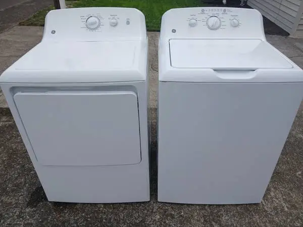 GE Washer/Dryer Set - Can Deliver