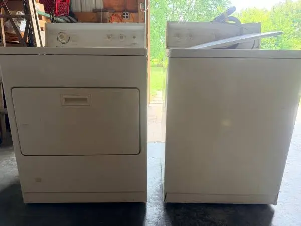 Kenmore large capacity Washer/Dryer(gas)