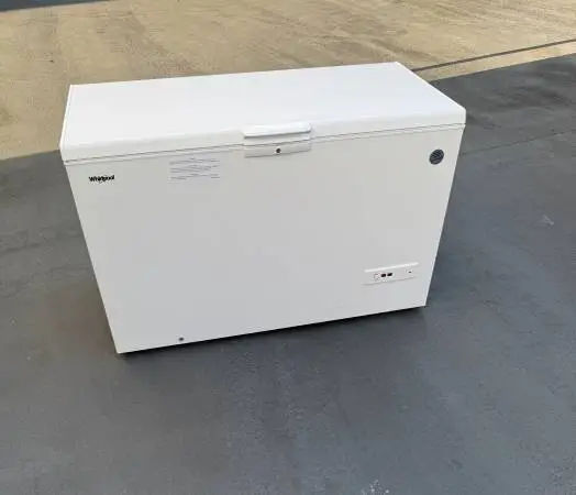 Large 16 cubic Deep chest freezer (free local delivery)