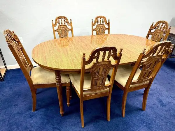 VTG Wood Dining Table, Six Fabric & Wood Chairs + Leaf