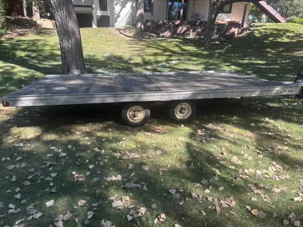 Tandem trailer