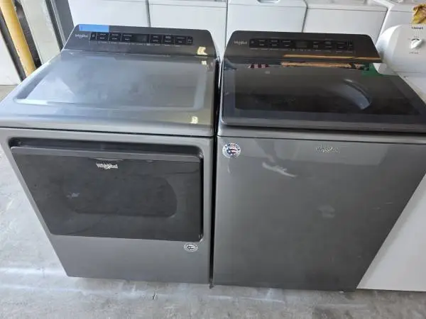 Whirlpool washer and electric dryer set gray color