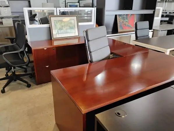 USED U-SHAPE DESK FOR SALE