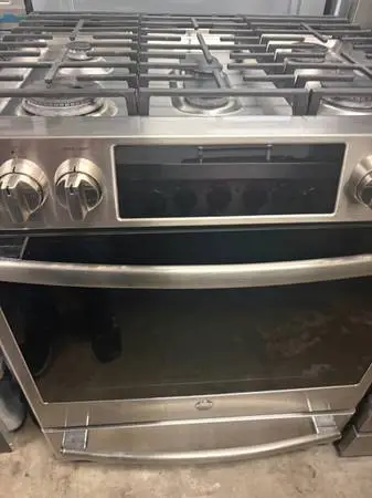 GAS Slide In GE Convection Stainless 5 Burner Stove