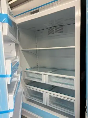 Panel-Ready Refrigerator with Ice Maker VIKING