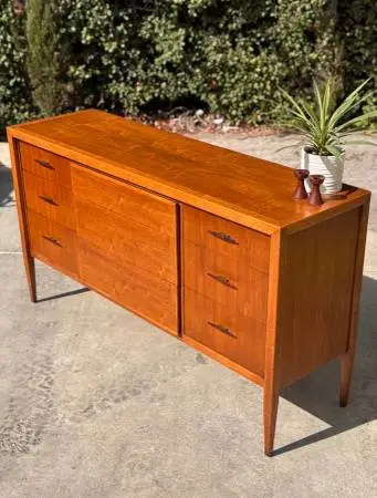 Mid Century Modern Vintage 1960s Century 9 Drawer Lowboy Dresser