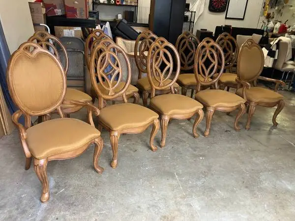 HUGE DEAL on a Set of 10 Dining Chairs by THOMASVILLE!