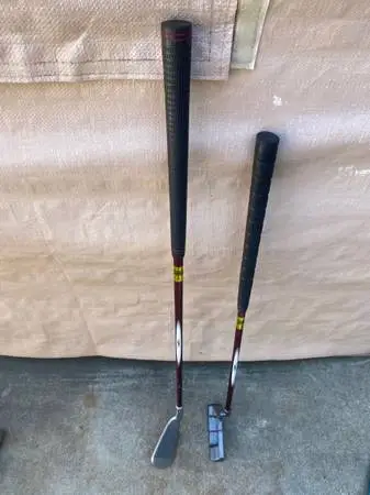 KIDS RED ZONE GOLF PUTTER AND 7 IRON LIKE NEW