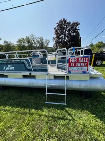 SYLVAN 20ft 1983 GREAT SHAPE!WIDE OPEN CRUISE!