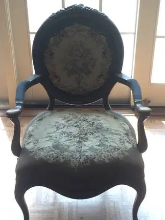 Beautiful Walnut carved Antique Chair