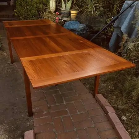 Beautiful* Vintage teak Danish Modern MCM expansion Dining Table/