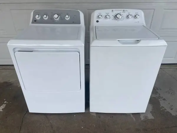 White ge washer and gas dryer