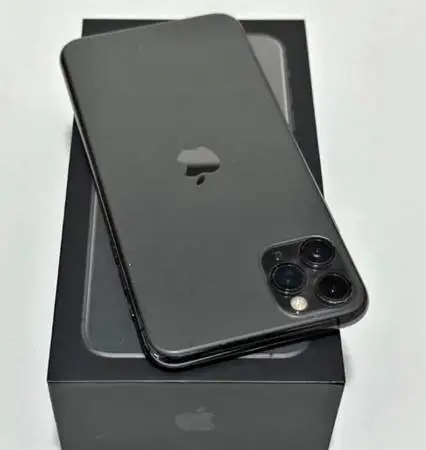 IPhone 11 Pro Max Unlocked
