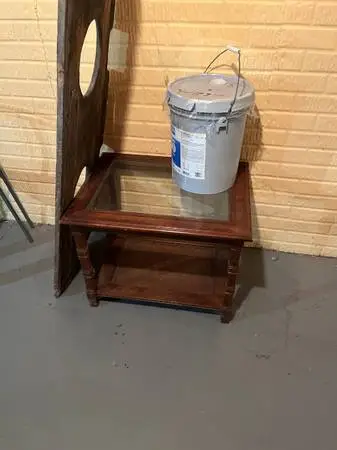 End table and lamp