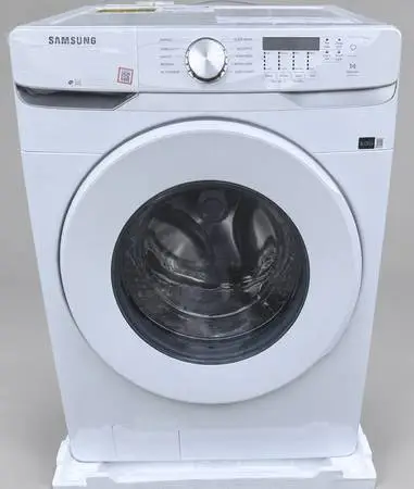 Samsung 4.5 Cu Ft Front-Load Washer — White — $400