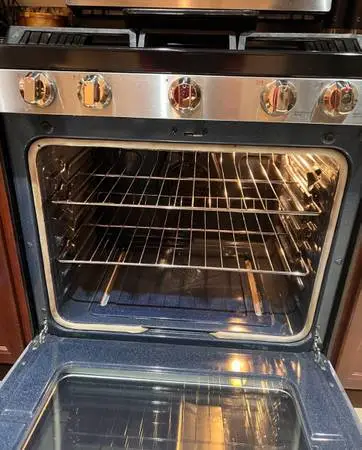 Gas oven range