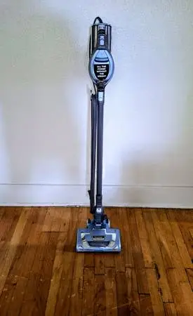SHARK Rocket Deluxe Pro Vacuum