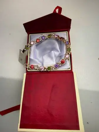 BRACELET - NEW