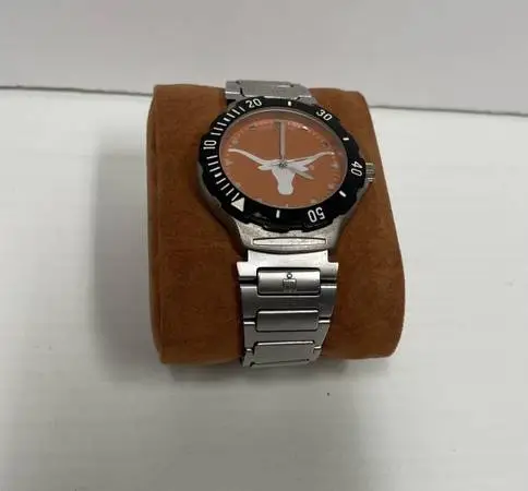 Texas Longhorn Wrist Watch New Battery!