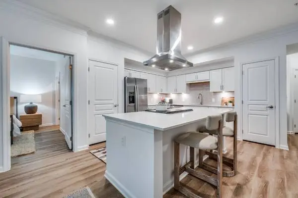 An Upscale Apt in Frisco - 2 Car Attached Garage - 10 WEEKS FREE!