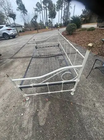 Day bed