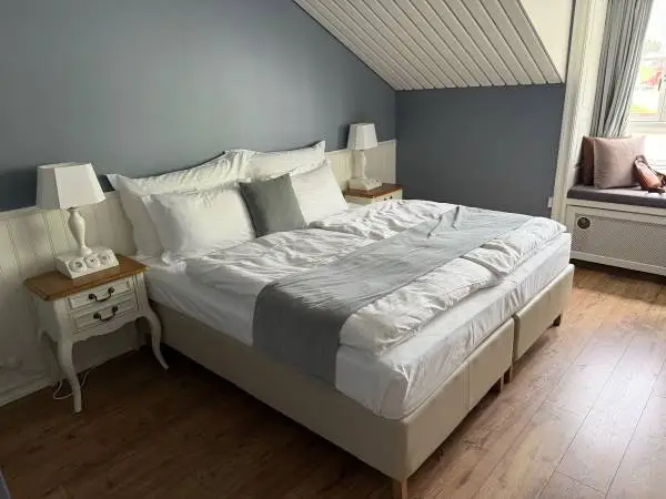 PROFESSIONAL GARAGE AND HOME ORGANIZING/HOUSE CLEANING