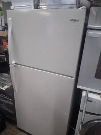 30 Whirpool top freezer white glossy refrigerator
