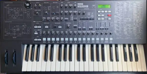 Korg MS2000B VINTAGE Analog Modeling Synthesizer & Vocoder 44-Key 2003
