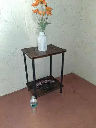 IKEA Mesita table