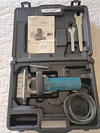 Freud 4 Plate Joiner 5 Amp 10K RPM w/Case Biscuit JS100 w/case and In