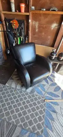 swivel arm chair