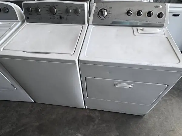 Combo Kenmore washer and whirlpool  dryer electric large load capacity