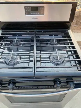 Whirlpool gas stove delivered