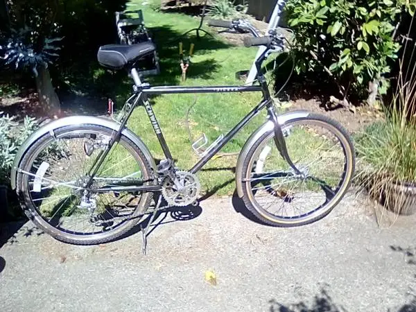 Schwinn Sierra Commuter MTB Hybrid