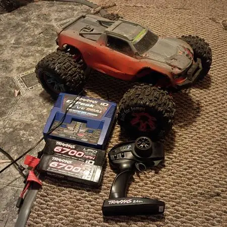 Traxxas widemaxx