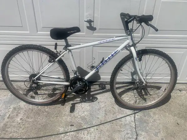 Bianchi Nyala Mountain bike 21 speeds 26 tires
