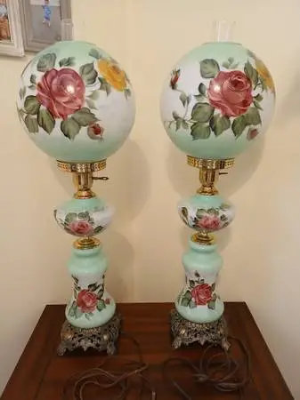 Pair of Vintage Gone With the Wind Parlor Lamps