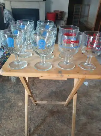 Set of 11 beer glasses