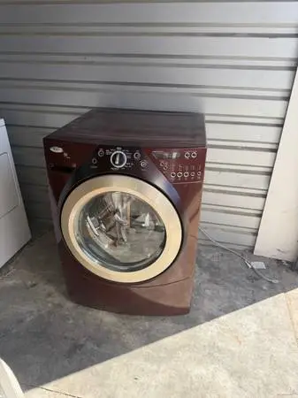 Whirlpool washer delivered
