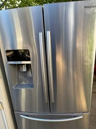 Samsung refrigerator delivered