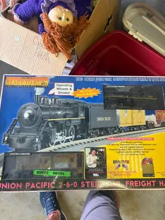 2 Sisters Estate Sale
