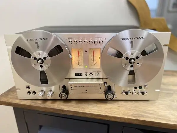 PIONEER REEL TO REEL TAPE MACHINES Wanted