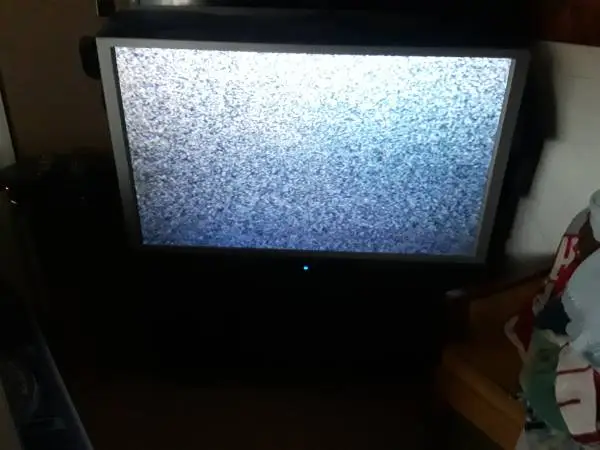 50 INCH HITACHI BIG SCREEN TV
