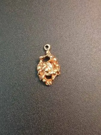 GOLD PLATED NUGGET PENDANT