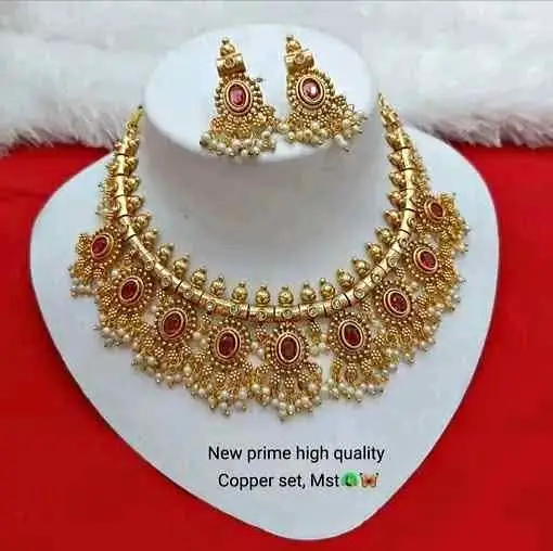 LATEST TRADITIONAL TEMPLE NECKLACE JEWELLERY SET WITH EARRINGS FOR WOMEN AND GIRLS