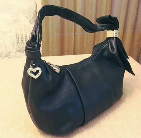 PRACTICALLY NEW! Brighton soft Italian leather shoulderbag