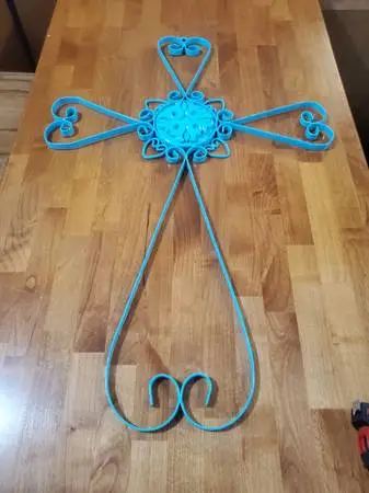 Metal wall cross decor