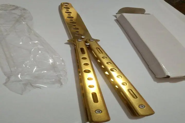 Balisong golden