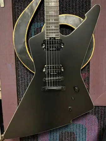Schecter E-1 SLS Elite fsot