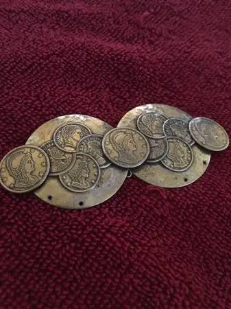 Coin 🪙 look broach loved by all who see it